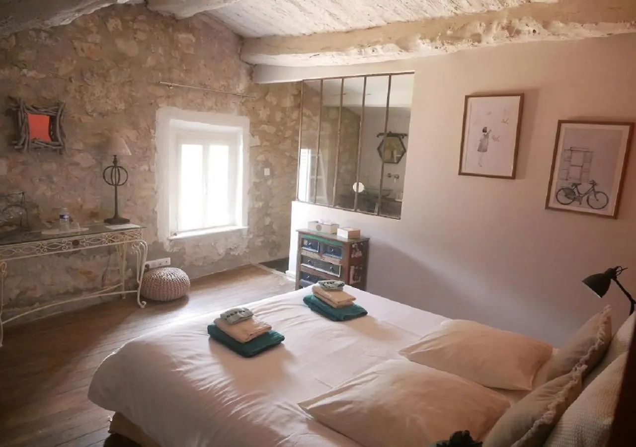 La Maison De Marguerite Монбрен-ле-Бен Отель типа 